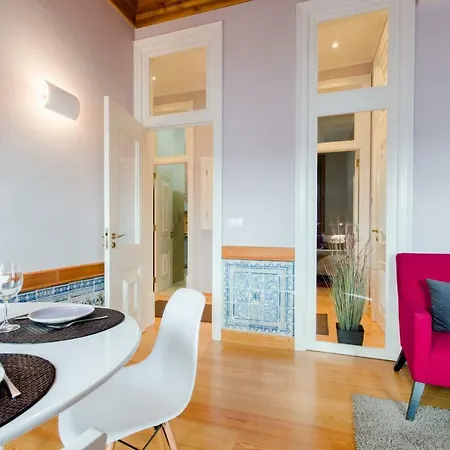 Baixa Downtown Fabulous And Sophisticate With Elevator 18th Century Building Apartament *