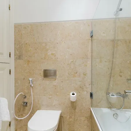 Baixa Downtown Fabulous And Sophisticate With Elevator 18th Century Building Apartament Lizbona
