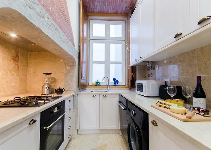 Baixa Downtown Fabulous And Sophisticate With Elevator 18th Century Building *